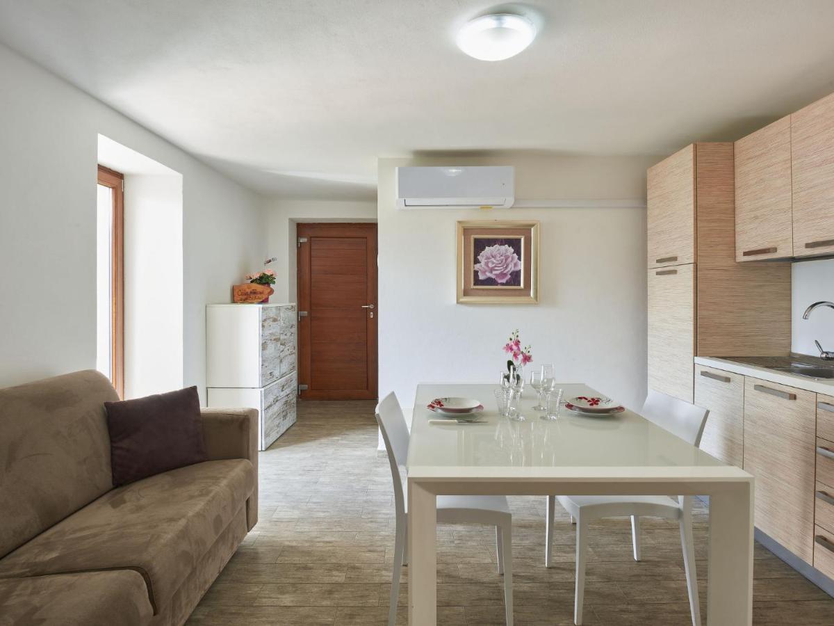 Apartment Rustico Maria - Dma390 By Interhome Vercana Exteriér fotografie